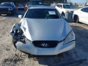 ✅ 2011 Hyundai Genesis Coupe Track • VIN: KMHHU6KH9BU045992 • Lot: 41288384. Wystawiony na IAAI z przebiegiem 198 875 mil. Bezpłatny archiwum sprzedaży aukcyjnych z USA i szczegółowy raport historii pojazdu na DreamBid. Zdjęcie 12.