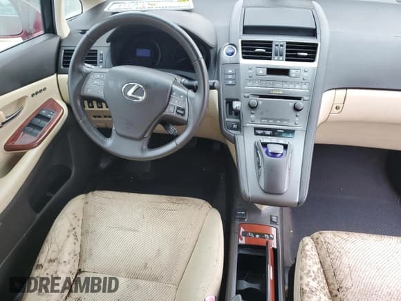 ✅ 2011 Lexus HS 250h • VIN: JTHBB1BA2B2047678 • Лот: 74607724. Опубликован ранее на Copart с пробегом Не указан. Бесплатный доступ к архиву аукционных продаж из США и подробный отчёт об истории автомобиля на DreamBid. Изображение 8.