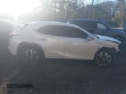 ✅ 2019 Lexus UX 250h • VIN: JTHU9JBHXK2019435 • Lot: 41404753. Listed on IAAI with 75,751 mi. Free auction sales archive from the USA and detailed vehicle history report at DreamBid. Image 13.