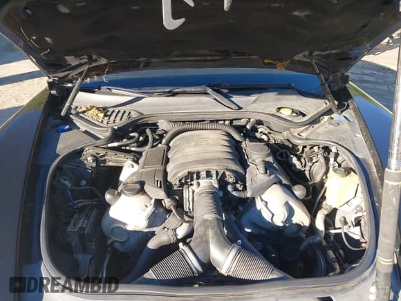 ✅ 2012 Porsche Panamera • VIN: WP0AA2A75CL015640 • Lot: 43477667. Wystawiony na IAAI z przebiegiem 117 562 mil. Bezpłatny archiwum sprzedaży aukcyjnych z USA i szczegółowy raport historii pojazdu na DreamBid. Zdjęcie 10.