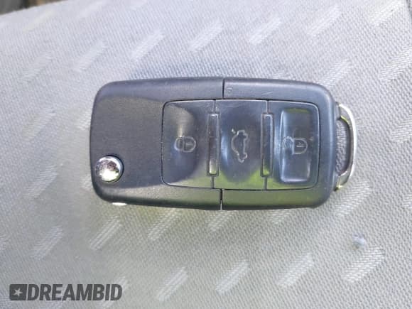 ✅ 2003 Volkswagen Jetta GL • VIN: 3VWRP69M53M177816 • Lot: 43751290. Wystawiony na IAAI z przebiegiem 93 460 mil. Bezpłatny archiwum sprzedaży aukcyjnych z USA i szczegółowy raport historii pojazdu na DreamBid. Zdjęcie 11.