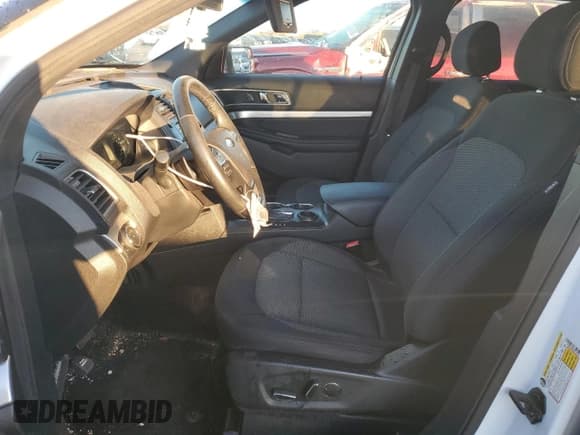 ✅ 2017 Ford Explorer XLT • VIN: 1FM5K7DH6HGC46347 • Lot: 82622825. Listed on Copart with 106,634 mi. Free auction sales archive from the USA and detailed vehicle history report at DreamBid. Image 7.