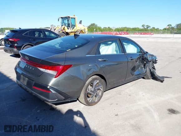 ✅ 2025 Hyundai Elantra SEL Convenience • VIN: KMHLS4DG8SU870687 • Лот: 43585085. Опубликован ранее на IAAI с пробегом 30 077 миль. Бесплатный доступ к архиву аукционных продаж из США и подробный отчёт об истории автомобиля на DreamBid. Изображение 4.