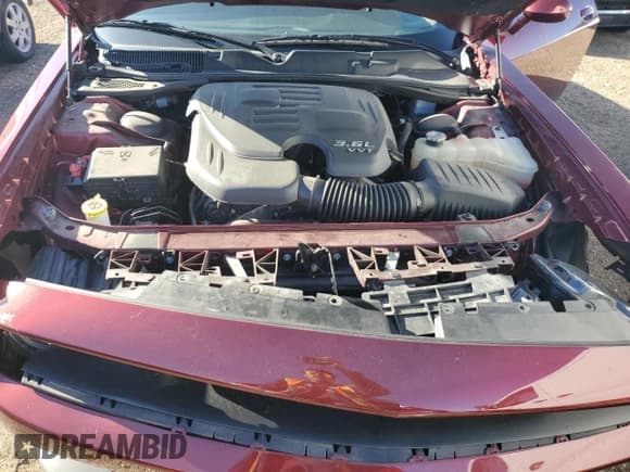 ✅ 2021 Dodge Challenger GT • VIN: 2C3CDZKG1MH501078 • Lot: 82567635. Wystawiony na Copart z przebiegiem 29 649 mil. Bezpłatny archiwum sprzedaży aukcyjnych z USA i szczegółowy raport historii pojazdu na DreamBid. Zdjęcie 11.