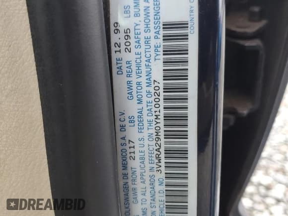 ✅ 2000 Volkswagen Jetta GL • VIN: 3VWRA29M0YM100207 • Lot: 88345575. Wystawiony na Copart z przebiegiem Nie podano. Bezpłatny archiwum sprzedaży aukcyjnych z USA i szczegółowy raport historii pojazdu na DreamBid. Zdjęcie 14.