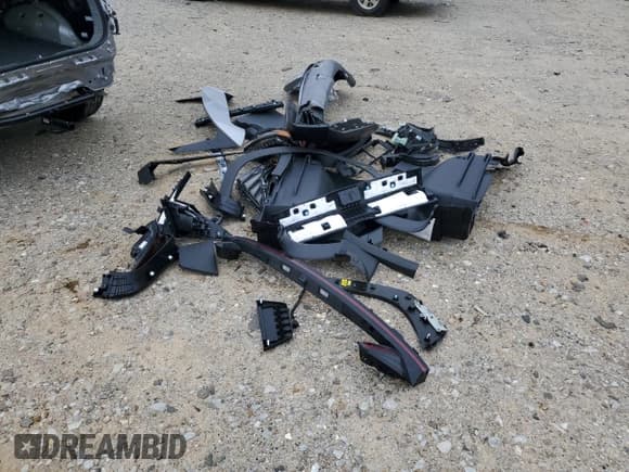 ✅ 2024 Hyundai Tucson Limited • VIN: KM8JECD17RU160355 • Lot: 57087454. Wystawiony na Copart z przebiegiem 5 522 mil. Bezpłatny archiwum sprzedaży aukcyjnych z USA i szczegółowy raport historii pojazdu na DreamBid. Zdjęcie 13.