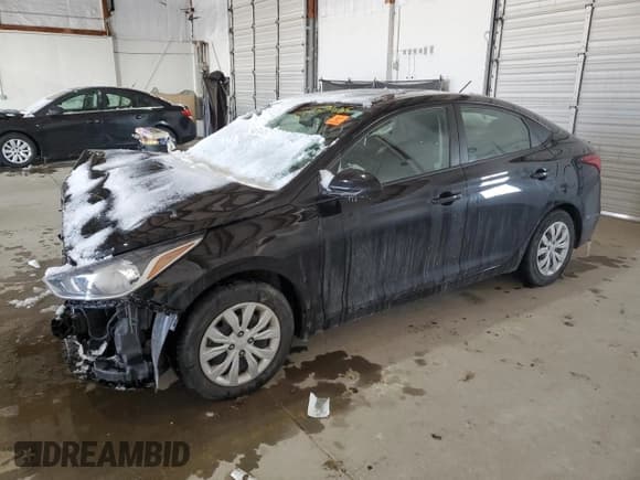✅ 2021 Hyundai Accent SE • VIN: 3KPC24A63ME135679 • Лот: 87753685. Опубликован ранее на Copart с пробегом 67 272 миль. Бесплатный доступ к архиву аукционных продаж из США и подробный отчёт об истории автомобиля на DreamBid. Изображение 1.