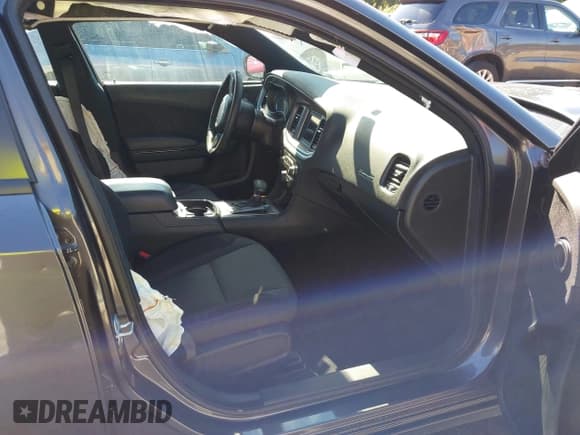 ✅ 2022 Dodge Charger SXT • VIN: 2C3CDXBGXNH243973 • Lot: 43348549. Listed on IAAI with 32,913 mi. Free auction sales archive from the USA and detailed vehicle history report at DreamBid. Image 5.