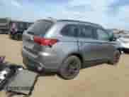 2018 Mitsubishi Outlander ES z VIN JA4AZ3A3XJZ023782, wystawiony jako Copart lot #84819265 z przebiegiem 64 823 mil mil oraz Szkoda całkowita • Salvage title. Historia ofert i sprzedaży dostępna na DreamBid. Obrazek 3.