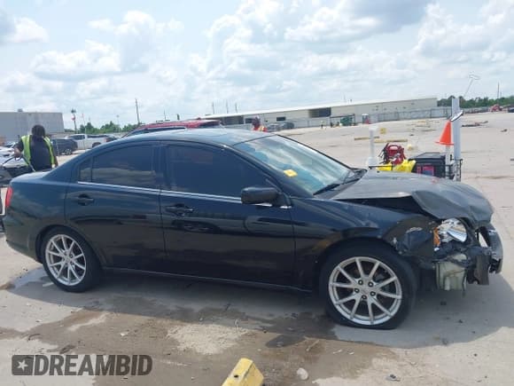 ✅ 2011 Mitsubishi Galant ES • VIN: 4A32B3FF6BE007988 • Лот: 42943897. Опубликован ранее на IAAI с пробегом 110 818 миль. Бесплатный доступ к архиву аукционных продаж из США и подробный отчёт об истории автомобиля на DreamBid. Изображение 14.