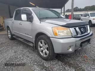✅ 2011 Nissan Titan SL • VIN: 1N6BA0ED3BN313273 • Lot: 43597145. Wystawiony na IAAI z przebiegiem 178 765 mil. Bezpłatny archiwum sprzedaży aukcyjnych z USA i szczegółowy raport historii pojazdu na DreamBid. Zdjęcie 1.