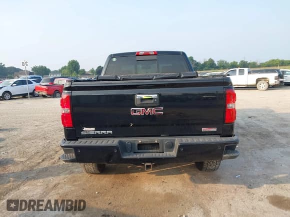 ✅ 2015 GMC Sierra 1500 SLT • VIN: 3GTU2VEC7FG406907 • Lot: 42921399. Listed on IAAI with 96,075 mi. Free auction sales archive from the USA and detailed vehicle history report at DreamBid. Image 16.