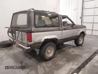 ✅ 1989 Ford Bronco • VIN: 1FMCU14T9KUB20432 • Лот: 41419244. Опубликован ранее на IAAI с пробегом 58 353 миль. Бесплатный доступ к архиву аукционных продаж из США и подробный отчёт об истории автомобиля на DreamBid. Изображение 4.