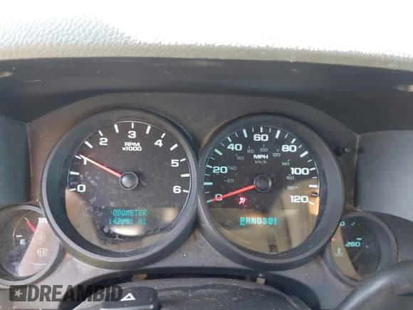 ✅ 2011 Chevrolet Silverado 1500 LS • VIN: 1GCRCREA1BZ185646 • Lot: 43515038. Listed on IAAI with 143,051 mi. Free auction sales archive from the USA and detailed vehicle history report at DreamBid. Image 7.