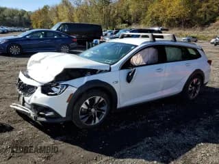 ✅ 2018 Buick Regal Preferred • VIN: W04GU8SX6J1141916 • Lot: 86802785. Listed on Copart with 68,232 mi. Free auction sales archive from the USA and detailed vehicle history report at DreamBid. Image 1.