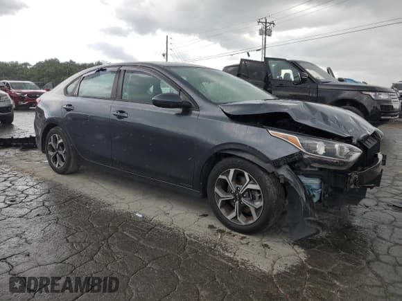 ✅ 2019 Kia Forte LXS • VIN: 3KPF24AD8KE013876 • Lot: 59156525. Wystawiony na Copart z przebiegiem 199 097 mil. Bezpłatny archiwum sprzedaży aukcyjnych z USA i szczegółowy raport historii pojazdu na DreamBid. Zdjęcie 4.