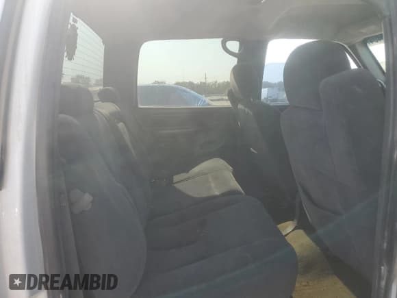 ✅ 2006 Chevrolet Silverado 2500HD LT3 • VIN: 1GCHK23G36F230834 • Lot: 75345404. Wystawiony na Copart z przebiegiem 199 800 mil. Bezpłatny archiwum sprzedaży aukcyjnych z USA i szczegółowy raport historii pojazdu na DreamBid. Zdjęcie 10.