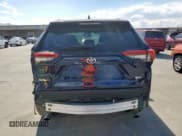 ✅ 2025 Toyota RAV4 XLE Premium • VIN: 2T3C1RFV5SW368111 • Лот: 82267715. Опубликован ранее на Copart с пробегом 11 611 миль. Бесплатный доступ к архиву аукционных продаж из США и подробный отчёт об истории автомобиля на DreamBid. Изображение 6.