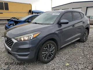 ✅ 2019 Hyundai Tucson SEL • VIN: KM8J33AL9KU917743 • Лот: 71550415. Опубликован ранее на Copart с пробегом 110 783 миль. Бесплатный доступ к архиву аукционных продаж из США и подробный отчёт об истории автомобиля на DreamBid. Изображение 1.