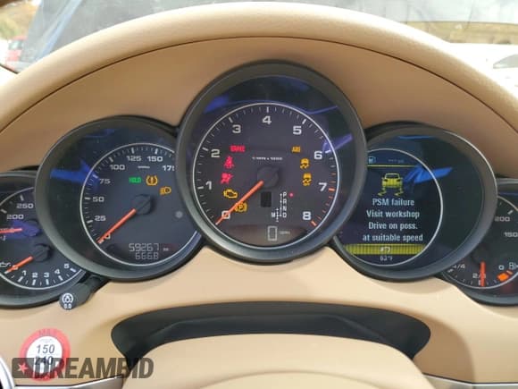 ✅ 2016 Porsche Cayenne • VIN: WP1AA2A23GLA11143 • Lot: 91348145. Wystawiony na Copart z przebiegiem 59 267 mil. Bezpłatny archiwum sprzedaży aukcyjnych z USA i szczegółowy raport historii pojazdu na DreamBid. Zdjęcie 9.