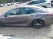 2021 Toyota Camry SE with VIN 4T1T11BK2MU028715, listed as a IAAI auction lot 42845840 with 39,370 mi miles and . Bid and sale history available at DreamBid. Image 14.