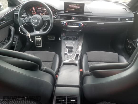 ✅ 2018 Audi S5 Sportback Prestige • VIN: WAUC4CF54JA100214 • Lot: 81108655. Listed on Copart with 66,809 mi. Free auction sales archive from the USA and detailed vehicle history report at DreamBid. Image 8.