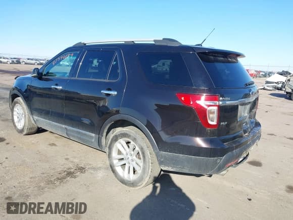 ✅ 2013 Ford Explorer XLT • VIN: 1FM5K7D83DGA70965 • Lot: 41774189. Wystawiony na IAAI z przebiegiem 159 032 mil. Bezpłatny archiwum sprzedaży aukcyjnych z USA i szczegółowy raport historii pojazdu na DreamBid. Zdjęcie 3.