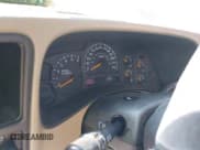 ✅ 2003 Chevrolet Suburban LS • VIN: 3GNEC16Z83G177914 • Лот: 41640705. Опубликован ранее на IAAI с пробегом Не указан. Бесплатный доступ к архиву аукционных продаж из США и подробный отчёт об истории автомобиля на DreamBid. Изображение 7.