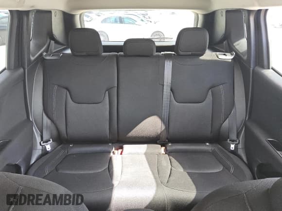 ✅ 2021 Jeep Renegade Jeepster • VIN: ZACNJDAB5MPM95674 • Lot: 57142895. Wystawiony na Copart z przebiegiem 93 696 mil. Bezpłatny archiwum sprzedaży aukcyjnych z USA i szczegółowy raport historii pojazdu na DreamBid. Zdjęcie 10.