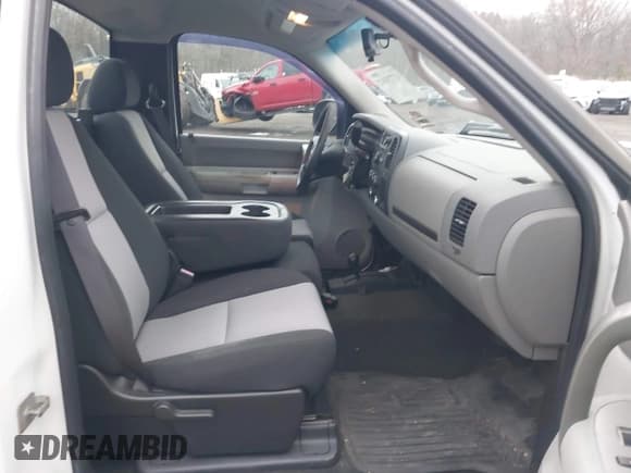 ✅ 2008 Chevrolet Silverado 2500HD 1LT • VIN: 1GCHK24K48E182448 • Лот: 43729312. Опубликован ранее на IAAI с пробегом 38 983 миль. Бесплатный доступ к архиву аукционных продаж из США и подробный отчёт об истории автомобиля на DreamBid. Изображение 5.