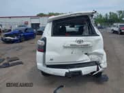 ✅ 2021 Toyota 4Runner SR5 • VIN: JTEEU5JR1M5245463 • Lot: 42855803. Listed on IAAI with 61,422 mi. Free auction sales archive from the USA and detailed vehicle history report at DreamBid. Image 16.