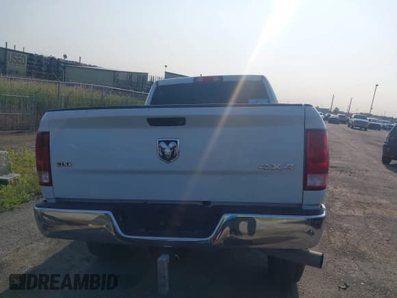 ✅ 2016 Ram 2500 Big Horn • VIN: 3C6UR5DL3GG308608 • Lot: 42393359. Listed on IAAI with 180,610 mi. Free auction sales archive from the USA and detailed vehicle history report at DreamBid. Image 16.