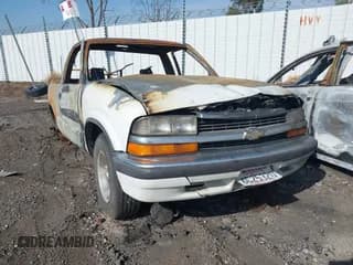 ✅ 1999 Chevrolet S-10 • VIN: 1GCCS1445X8209742 • Лот: 42086252. Опубликован ранее на IAAI с пробегом Не указан. Бесплатный доступ к архиву аукционных продаж из США и подробный отчёт об истории автомобиля на DreamBid. Изображение 1.