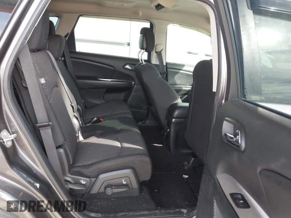 ✅ 2015 Dodge Journey American Value • VIN: 3C4PDCAB5FT511929 • Лот: 43687040. Опубликован ранее на IAAI с пробегом 136 341 миль. Бесплатный доступ к архиву аукционных продаж из США и подробный отчёт об истории автомобиля на DreamBid. Изображение 8.