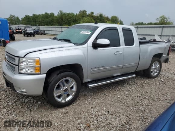 ✅ 2013 Chevrolet Silverado 1500 LTZ • VIN: 1GCRKTE74DZ149313 • Lot: 70531044. Listed on Copart with 123,807 mi. Free auction sales archive from the USA and detailed vehicle history report at DreamBid. Image 1.