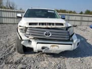 ✅ 2015 Toyota Tundra Platinum • VIN: 5TFGY5F18FX184365 • Lot: 81294585. Wystawiony na Copart z przebiegiem 233 591 mil. Bezpłatny archiwum sprzedaży aukcyjnych z USA i szczegółowy raport historii pojazdu na DreamBid. Zdjęcie 5.