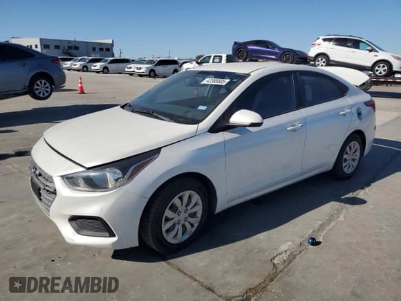 ✅ 2018 Hyundai Accent SE • VIN: 3KPC24A38JE012364 • Лот: 42385805. Опубликован ранее на Copart с пробегом 105 265 миль. Бесплатный доступ к архиву аукционных продаж из США и подробный отчёт об истории автомобиля на DreamBid. Изображение 1.