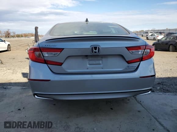 ✅ 2022 Honda Accord Sport • VIN: 1HGCV3F26NA022211 • Лот: 92821395. Опубликован ранее на Copart с пробегом 150 287 миль. Бесплатный доступ к архиву аукционных продаж из США и подробный отчёт об истории автомобиля на DreamBid. Изображение 6.