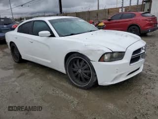 ✅ 2014 Dodge Charger SE • VIN: 2C3CDXBGXEH221570 • Lot: 82454525. Wystawiony na Copart z przebiegiem 154 799 mil. Bezpłatny archiwum sprzedaży aukcyjnych z USA i szczegółowy raport historii pojazdu na DreamBid. Zdjęcie 4.