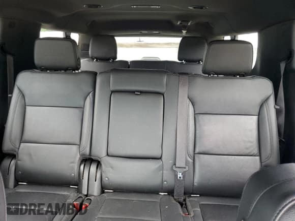 ✅ 2022 Chevrolet Suburban LT • VIN: 1GNSKCKD7NR175800 • Lot: 65686495. Listed on Copart with 110,322 mi. Free auction sales archive from the USA and detailed vehicle history report at DreamBid. Image 10.