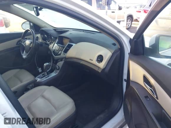 2014 Chevrolet Cruze LTZ с VIN 1G1PG5SB4E7255019, выставлен на аукционе IAAI как лот 43586182 с пробегом 76 297 миль миль и . История ставок и продаж доступна на DreamBid. Изображение 5.