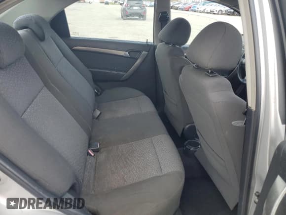 ✅ 2007 Chevrolet Aveo LT • VIN: KL1TG56687B114450 • Lot: 53069435. Wystawiony na Copart z przebiegiem 150 469 mil. Bezpłatny archiwum sprzedaży aukcyjnych z USA i szczegółowy raport historii pojazdu na DreamBid. Zdjęcie 10.