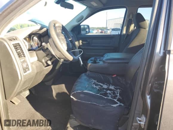 2019 Ram 1500 Tradesman with VIN 1C6RR7FG6KS519031, listed as a Copart auction lot 82232345 with 147,316 mi miles and Salvage title. Bid and sale history available at DreamBid. Image 7.