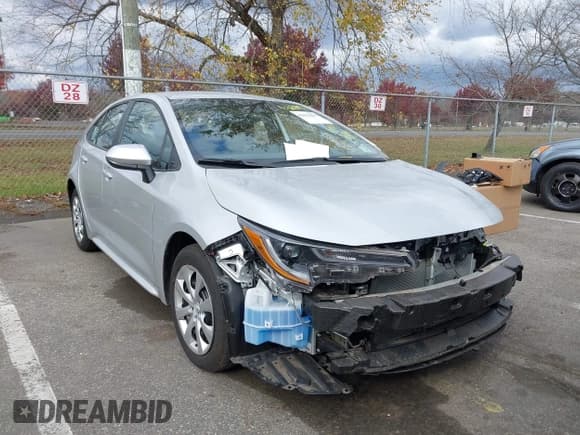 ✅ 2024 Toyota Corolla LE • VIN: 5YFB4MDE8RP114583 • Лот: 43621895. Опубликован ранее на IAAI с пробегом 8 922 миль. Бесплатный доступ к архиву аукционных продаж из США и подробный отчёт об истории автомобиля на DreamBid. Изображение 1.