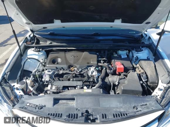 ✅ 2018 Toyota Camry LE • VIN: 4T1B11HK8JU114982 • Lot: 43483434. Listed on IAAI with 98,592 mi. Free auction sales archive from the USA and detailed vehicle history report at DreamBid. Image 10.