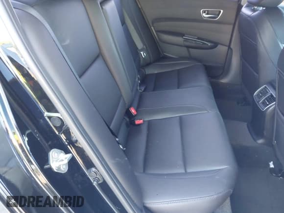 ✅ 2019 Acura TLX • VIN: 19UUB2F31KA003920 • Lot: 43081382. Wystawiony na IAAI z przebiegiem 79 570 mil. Bezpłatny archiwum sprzedaży aukcyjnych z USA i szczegółowy raport historii pojazdu na DreamBid. Zdjęcie 8.