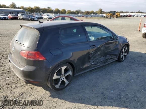 ✅ 2015 Volkswagen Golf GTI S • VIN: 3VWYT7AU6FM100322 • Lot: 82623035. Wystawiony na Copart z przebiegiem 140 653 mil. Bezpłatny archiwum sprzedaży aukcyjnych z USA i szczegółowy raport historii pojazdu na DreamBid. Zdjęcie 3.