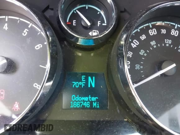 ✅ 2014 Chevrolet Captiva Sport LS • VIN: 3GNAL2EK1ES619408 • Lot: 42353917. Wystawiony na IAAI z przebiegiem 166 746 mil. Bezpłatny archiwum sprzedaży aukcyjnych z USA i szczegółowy raport historii pojazdu na DreamBid. Zdjęcie 7.