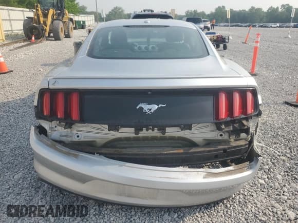 ✅ 2016 Ford Mustang EcoBoost • VIN: 1FA6P8TH5G5280362 • Лот: 59834575. Опубликован ранее на Copart с пробегом 85 086 миль. Бесплатный доступ к архиву аукционных продаж из США и подробный отчёт об истории автомобиля на DreamBid. Изображение 6.