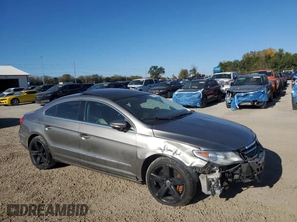 ✅ 2009 Volkswagen CC 4Motion • VIN: WVWGU73C39E532764 • Lot: 87375285. Wystawiony na Copart z przebiegiem Nie podano. Bezpłatny archiwum sprzedaży aukcyjnych z USA i szczegółowy raport historii pojazdu na DreamBid. Zdjęcie 4.